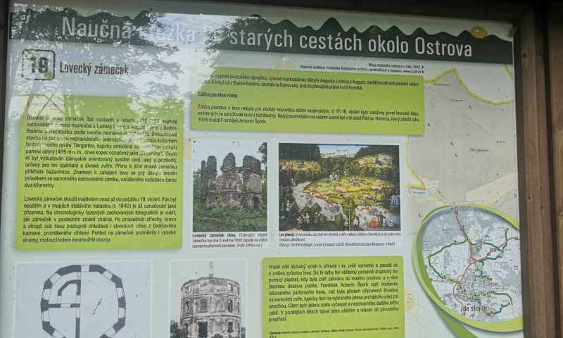 Lovecký zámeček
