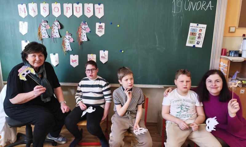 Únorové střípky a masopust