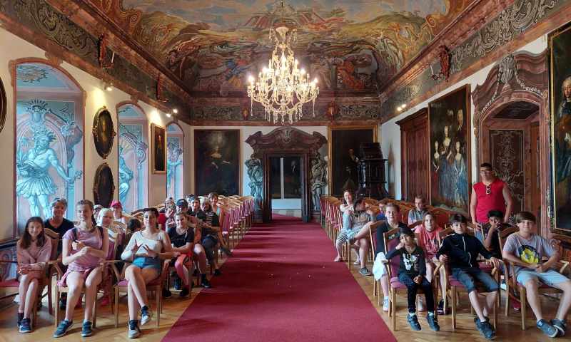 ŠKOLANDA STŘEDA ZÁMEK MANĚTÍN